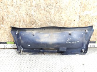 Обшивка крышки багажника Audi A3  1996-2003