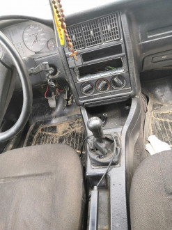 В разборе Audi 80/90 1986-1991