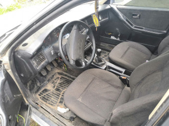 В разборе Audi 80/90 1986-1991