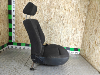 Сиденье переднее правое Audi 80/90 1986-1991