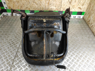 Сиденье переднее левое Audi 80/90 1986-1991