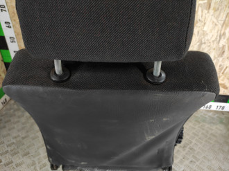 Сиденье переднее левое Audi 80/90 1986-1991