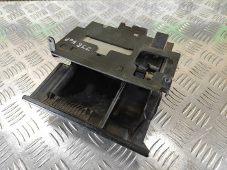 Пепельница передняя Audi 80/90 1986-1991