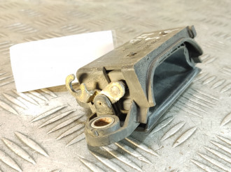 Ручка двери задней левой Audi 80/90 1986-1991