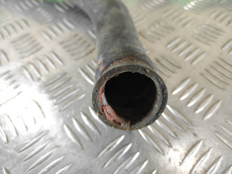 Патрубок радиатора Audi 80/90 B3 1986-19