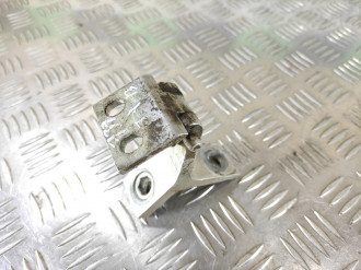 Петля двери задней левой верхняя Audi 80/90 1986-1991