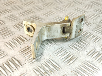 Петля двери задней правой верхняя Audi 80/90 1986-1991