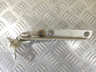 Петля капота левая Audi 80/90 1986-1991