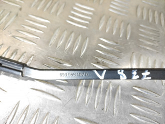 Поводок стеклоочистителя передний левый Audi 80/90 1986-1991