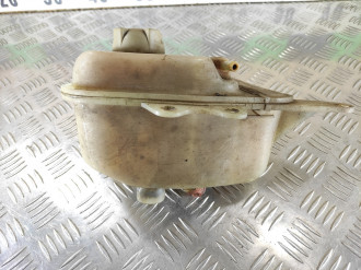 Бачок расширительный Audi 80/90 1986-1991