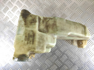 Бачок омывателя лобового стекла Audi 80/90 1986-1991