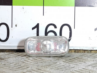 Повторитель в крыло правый Audi A6 c6 C6 2004-20