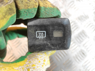 Кнопка обогрева стекла Audi A3  1996-2003