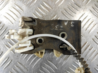 Замок двери задней левой Audi 80/90 1986-1991