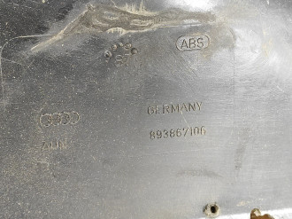 Обшивка двери передней правой Audi 80/90 1986-1991