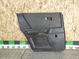 Обшивка двери задней левой Audi 80/90 1986-1991