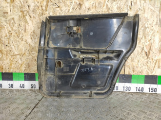 Обшивка двери задней левой Audi 80/90 1986-1991