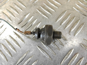 Датчик давления масла Audi 80/90 1986-1991