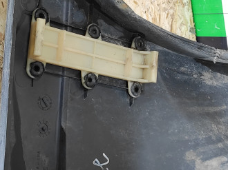 Бампер передний Audi 80/90 1986-1991