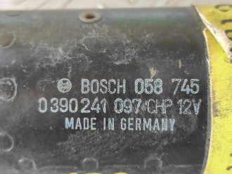 Моторчик стеклоочистителя передний Audi 80/90 1986 1991