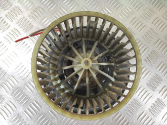 Моторчик отопителя Audi 80/90 1986-1991