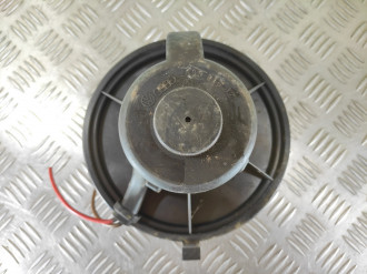 Моторчик отопителя Audi 80/90 1986-1991