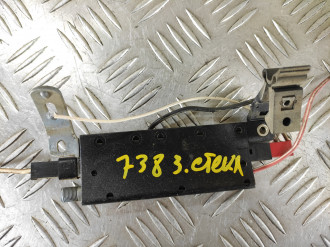 Усилитель антенны Audi 80/90 1986-1991