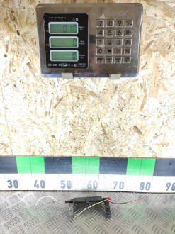 Усилитель антенны Audi 80/90 1986-1991