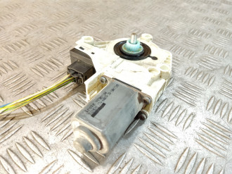 Моторчик стеклоподъемника левый задний Audi A6 c6 C6 2004-20