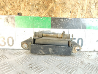 Ручка двери задней левой Audi 80/90 B3 1986-19