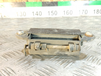 Ручка двери задней левой Audi 80/90 B3 1986-19