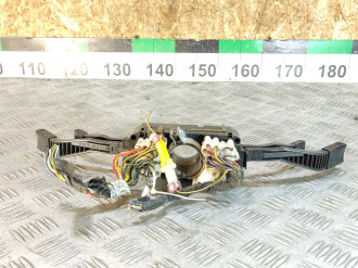 Переключатель подрулевой Audi 80/90 1986-1991