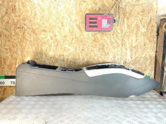 Консоль Audi A5 2008 2016