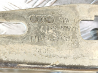 Петля крышки багажника правая Audi A4 b7 2005-2007