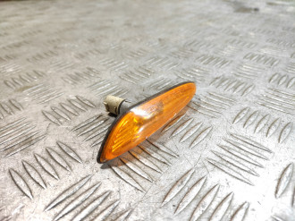 Повторитель в крыло левый Bmw X3 e83 2004-2010