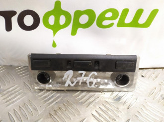 Плафон салонный Bmw X3 e83 2004-2010