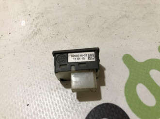 Кнопка открывания багажника Bmw 7 e66 2001-2008