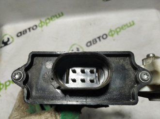 Моторчик стеклоподъемника правый задний Bmw X3 e83 2004-2010