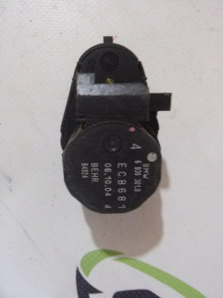 Моторчик заслонки отопителя Bmw 5 e60 2003-2009