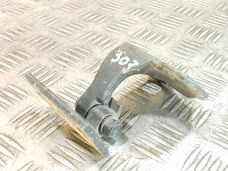Петля двери передней правой нижняя Bmw 7 e66 2001-2008