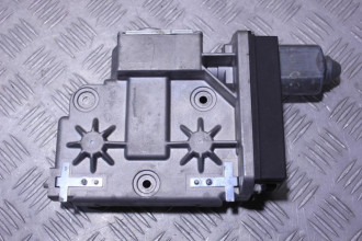 Моторчик стояночного тормоза Bmw 7 e66 2001-2008