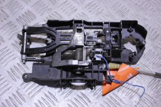 Кронштейн ручки передней правой Bmw 7 f01 2008-2015