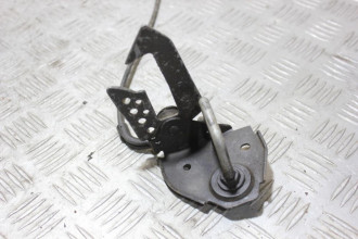 Крюк открывания капота Bmw 7 f01 2008-2015