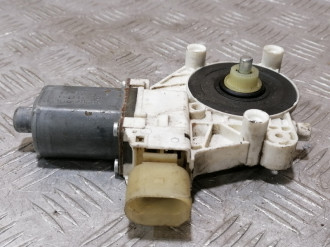 Моторчик стеклоподъемника правый передний Bmw 7 f01 2008-2015