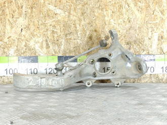 Кулак поворотный передний левый Bmw X6 e71 2008-2014