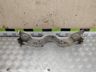 Кронштейн задней балки Bmw X3 e83 2004-2010