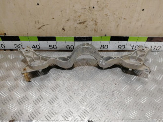 Кронштейн задней балки Bmw X3 e83 2004-2010