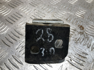 Петля двери задней правой верхняя Bmw X3 e83 2004-2010