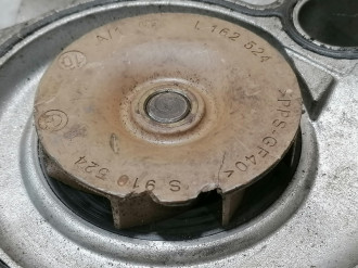 Насос водяной помпа Bmw 7 f01 2008-2015