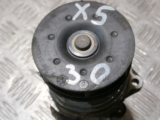 Насос водяной помпа Bmw X5 e70 2007-2013